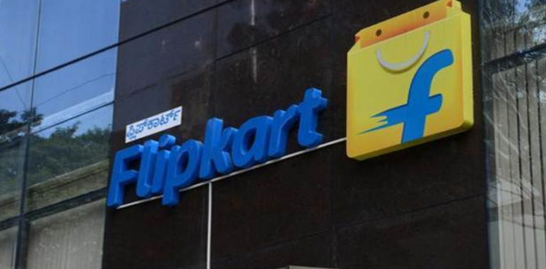 Flipkart launches phone recharges, flight bookings on app flipkart4545