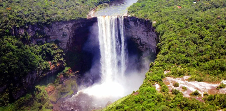 Visit Kaieteur Falls - the widest single drop waterfall in the world ...