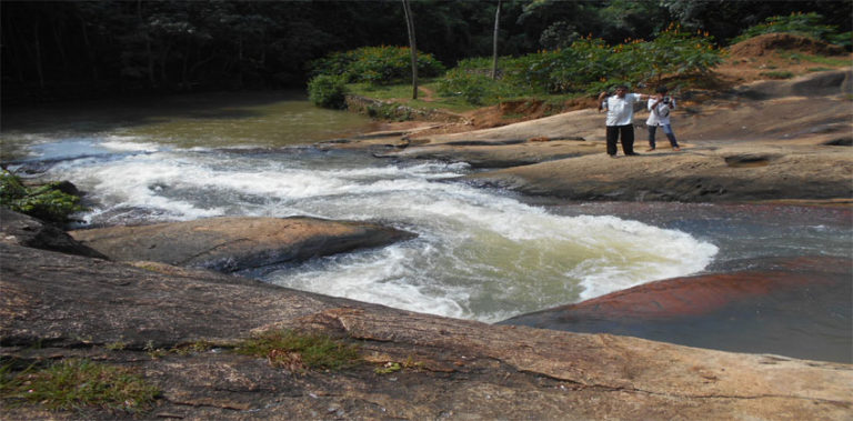 മീന്പിടിപ്പാറ നവീകരണം; സര്ക്കാര് 1.47 കോടി രൂപ അനുവദിച്ചു Untitled-2