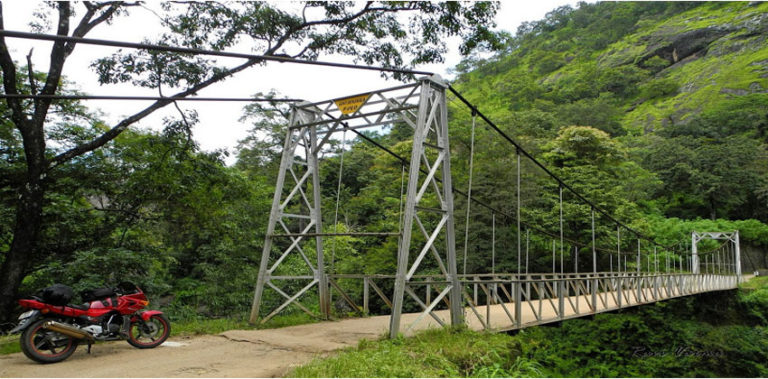 പൊന്മുടി തൂക്കുപാലത്തില് വീണ്ടും വാഹനഗതാഗതം Untitled-6