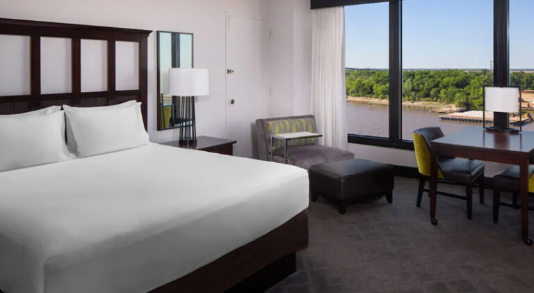 Hyatt continues to build its Thompson Hotels brand in southern United States hyatt regency savannah USA
