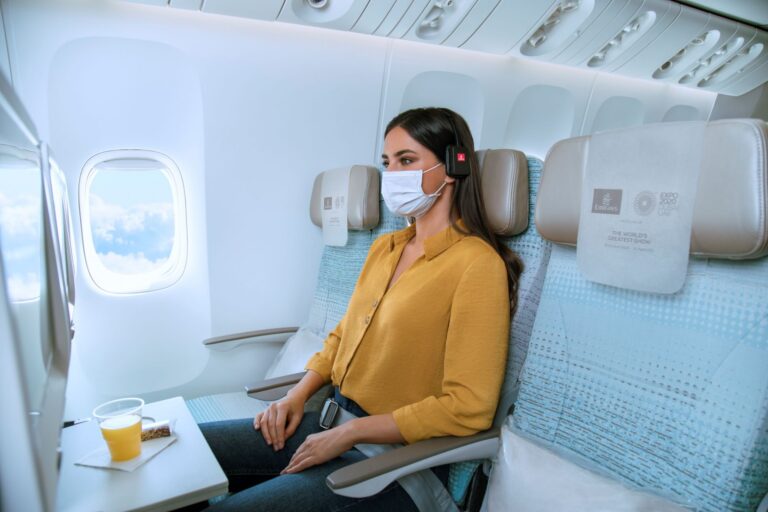 emirateseconomyemptyadjoiningseat