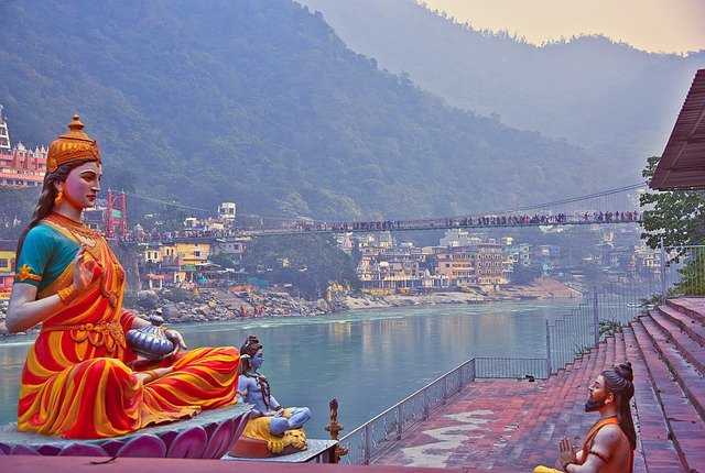 Ministry of Tourism promotes India as a holistic tourism destination rishikesh-4785189_640